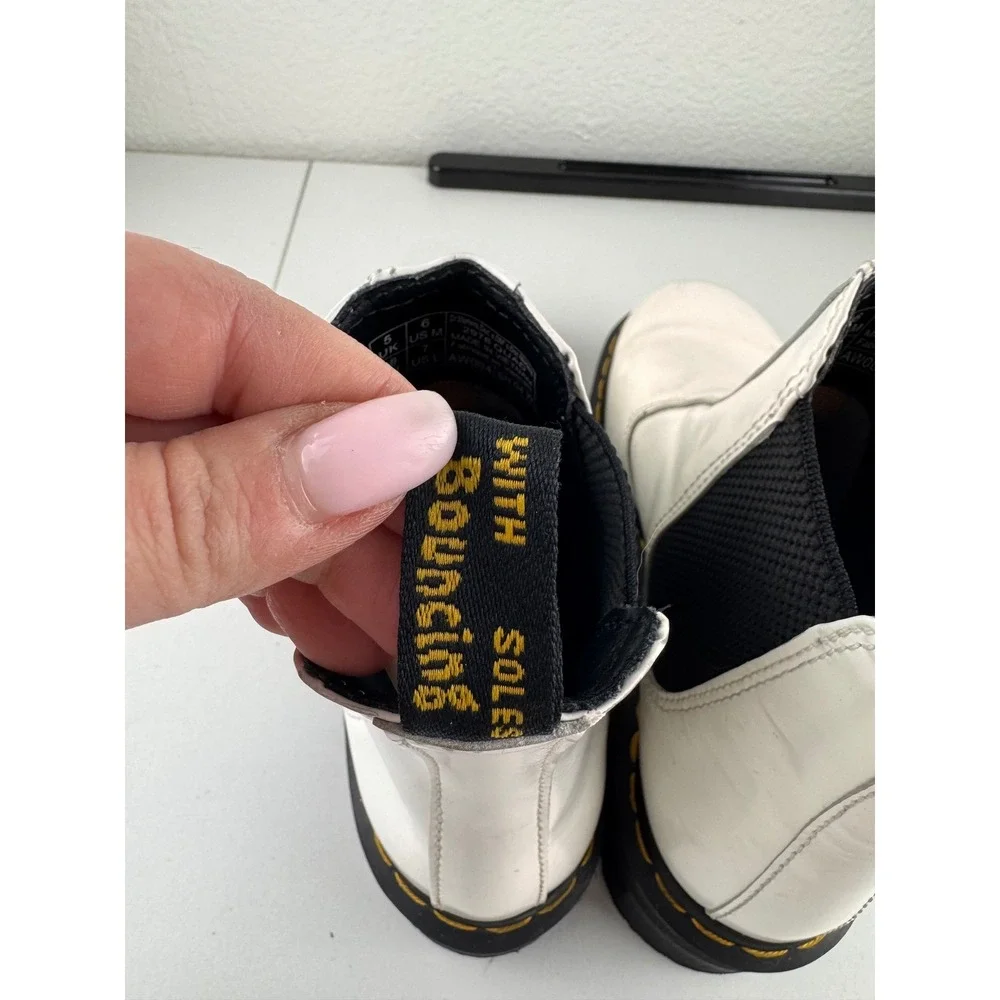 Dr. Martens measurements boot
